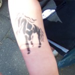 Pferde Tattoo mit Airbrush