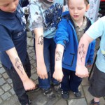 Alle Kinder mit Airbrush Tattoos aus Berlin