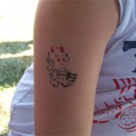 2farbiges Airbrush Tattoo in Bochow