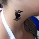 Airbrush Tattoo am Hals