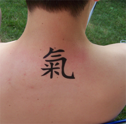 Nacken Tattoo mit Airbrush