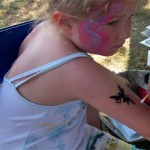 Spass Tattoos und Kinderschminken