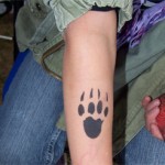 Tierpfote als Airbrush Tattoo