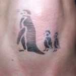 Hals Tattoo Pinguine
